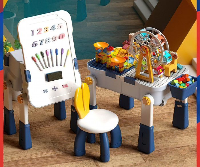 Multifunctional_kids_table_with_2_chairs_kids_luggage